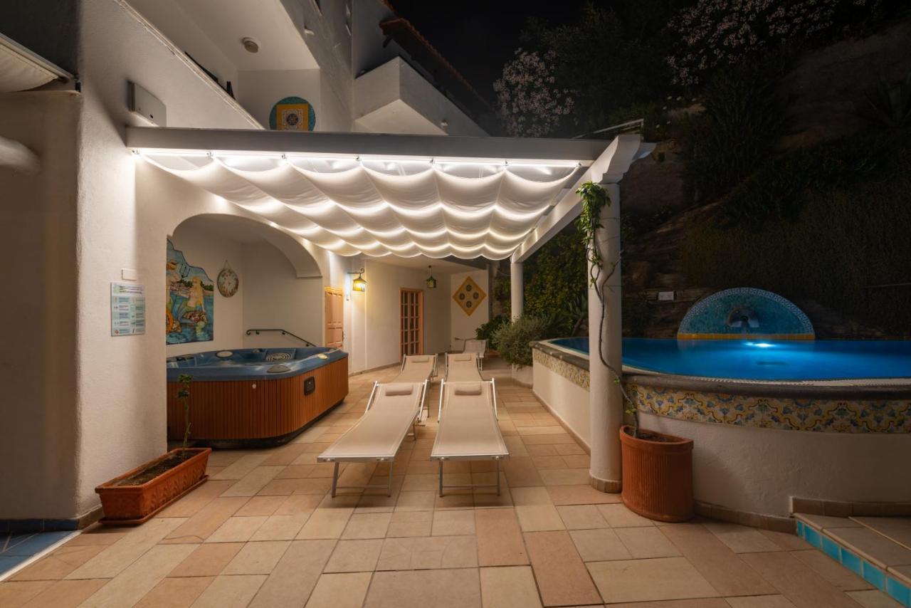 Hotel Villa Bianca Forio  Luaran gambar